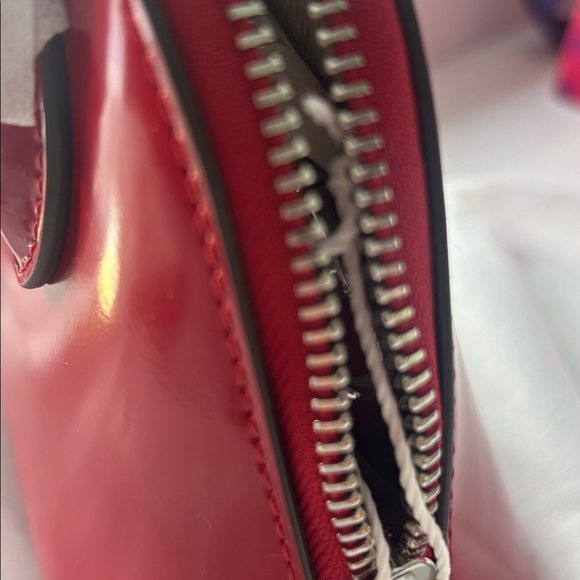 Tory Burch women’s Warm Red BNWT Emerson patent mini dome satchel - Picture 10 of 14